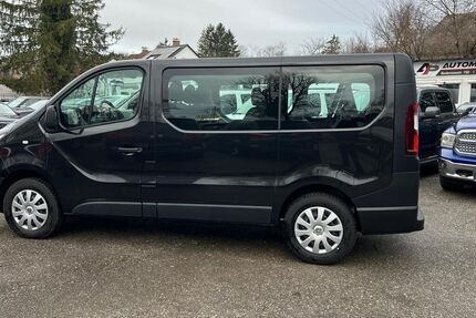 Renault Trafic 77.000 km 17.900 € München 81243