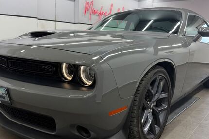 Dodge Challenger 22.971 km 37.880 &euro; München 81243