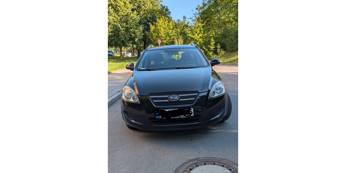 Kia ceed / Ceed 117.000 km 3.699 &euro; München 81249