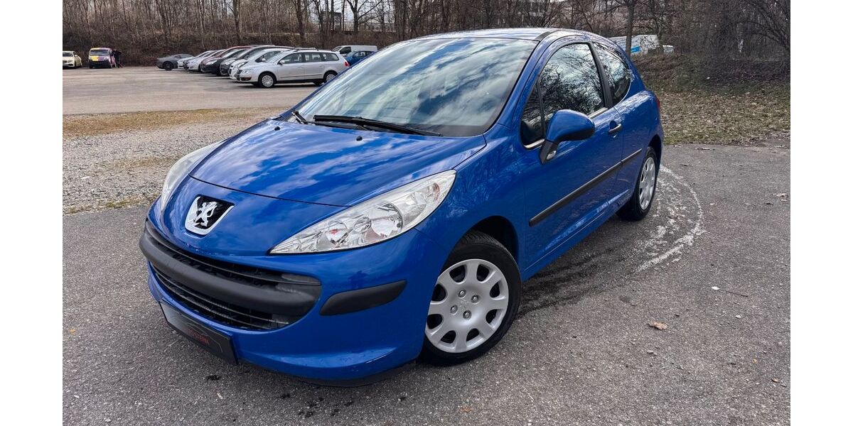 Peugeot 207 97.000 km 2.600 &euro; München 80939