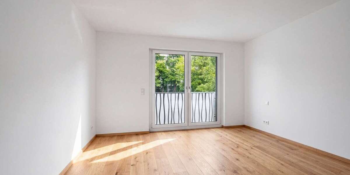 Etagenwohnung München Bogenhausen - 3 Zimmer, 96 m&sup2;, 1.056.000&euro; | Angebot:26889316