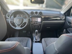Suzuki VITARA 1.4 COMFORT+ X-ITE ALLGRIP 6AT 1.500 km 30.990 &euro; Höhenkirchen-Siegertsbrun 85635