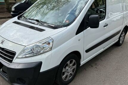 Peugeot Expert 198.648 km 4.900 &euro; Munchen 81369