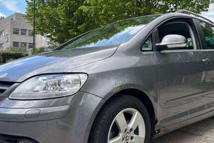VW Golf 42.500 km 7.390 &euro; Riemerling 85521