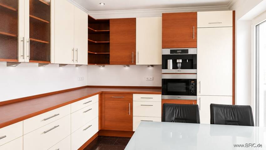 Etagenwohnung München Neuhausen-Nymphenburg - 4 Zimmer, 101 m&sup2;, 2.500&euro; | Angebot:26528566