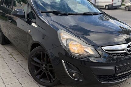 Opel Corsa 152.000 km 4.700 € München 81825