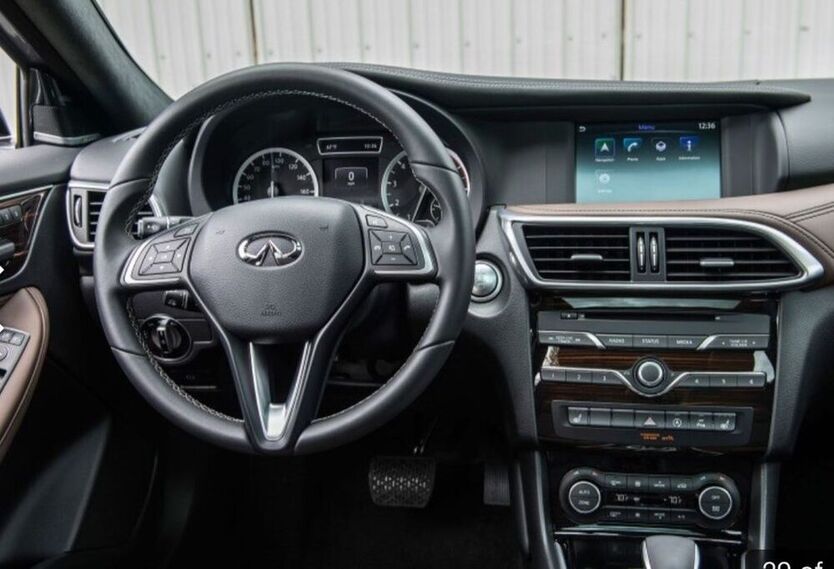 QX30