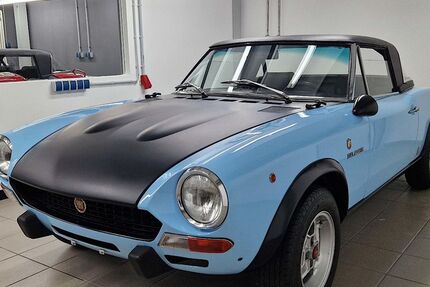 Fiat 124 Spider 51.625 km 78.650 &euro; Starnberg 82319