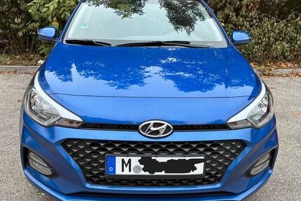 Hyundai i20 41.720 km 12.390 &euro; München 81735