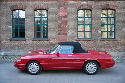 Alfa Romeo Spider 147.000 km 18.990 &euro; München 80636