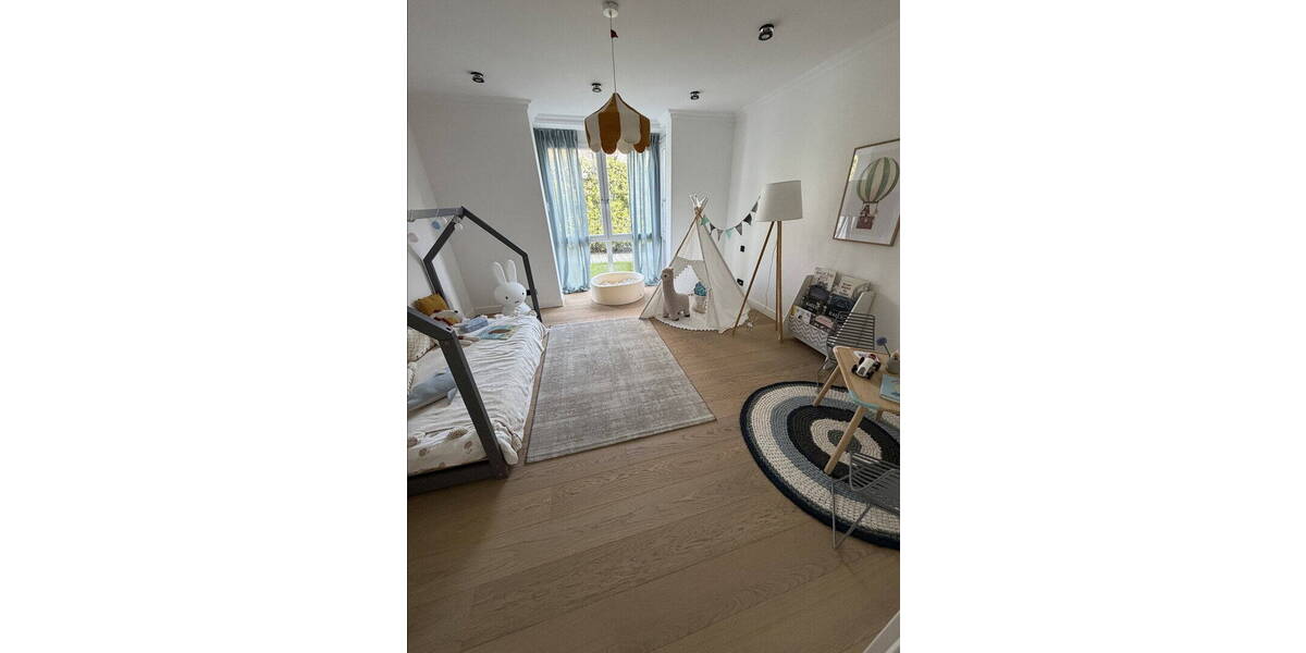 Etagenwohnung München Bogenhausen - 4 Zimmer, 196 m&sup2;, 1.490.000&euro; | Angebot:26389268