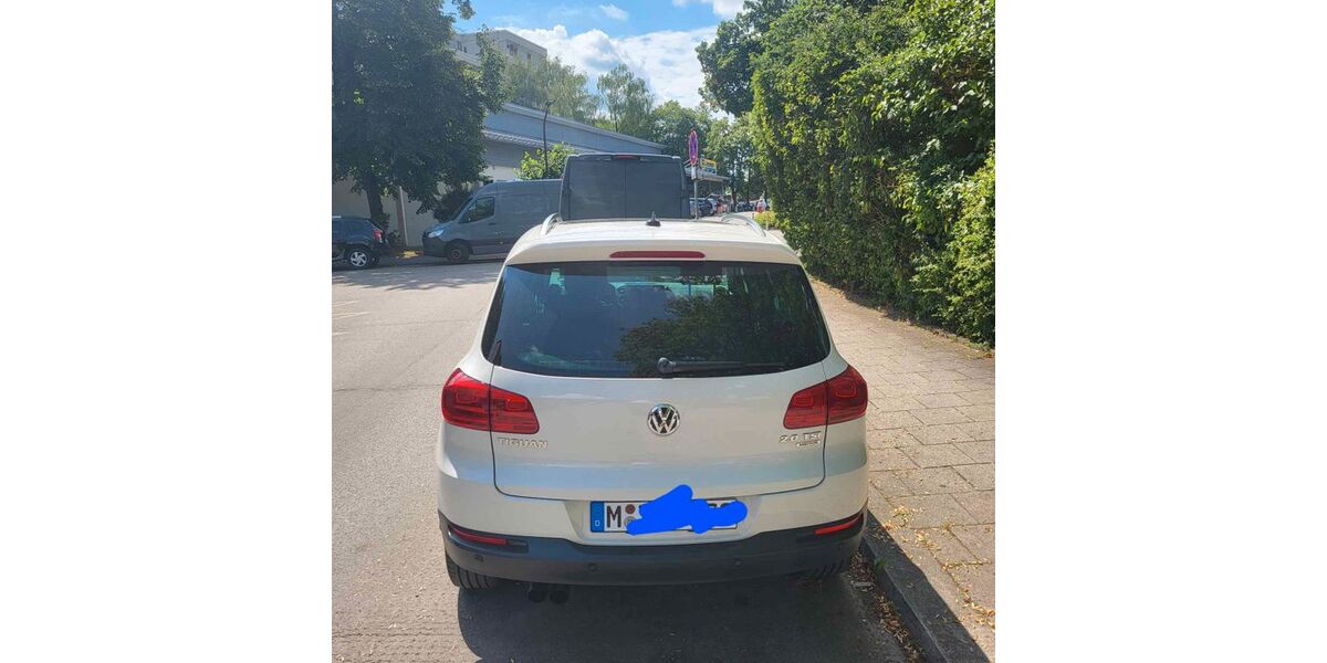 VW Tiguan 177.600 km 6.900 &euro; München 81737