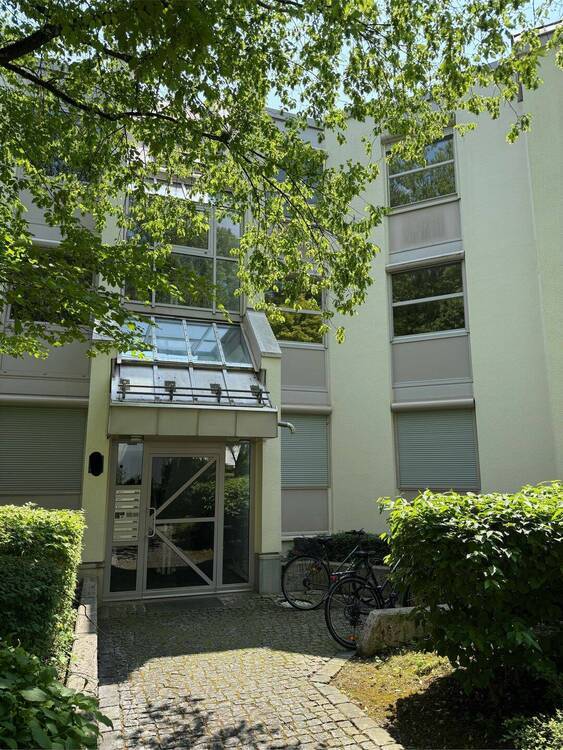 Attraktive, sonnige 4-Zimmer-Wohnung in München-Arabellapark