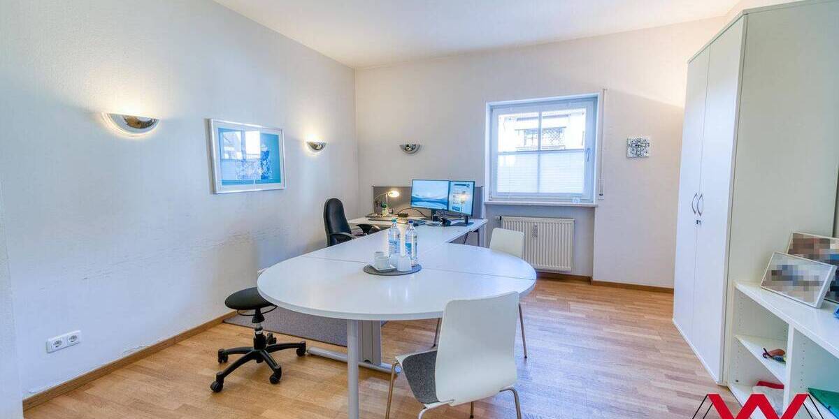 Gewerbeobjekt Ebersberg - 6 Zimmer, 121 m&sup2;, 498.000&euro; | Angebot:24026737