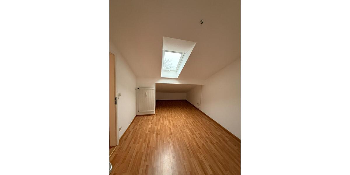 Dachgeschoßwohnung Höhenkirchen-Siegertsbrunn Siegertsbrunn - 2 Zimmer, 40 m&sup2;, 270.000&euro; | Angebot:24847441
