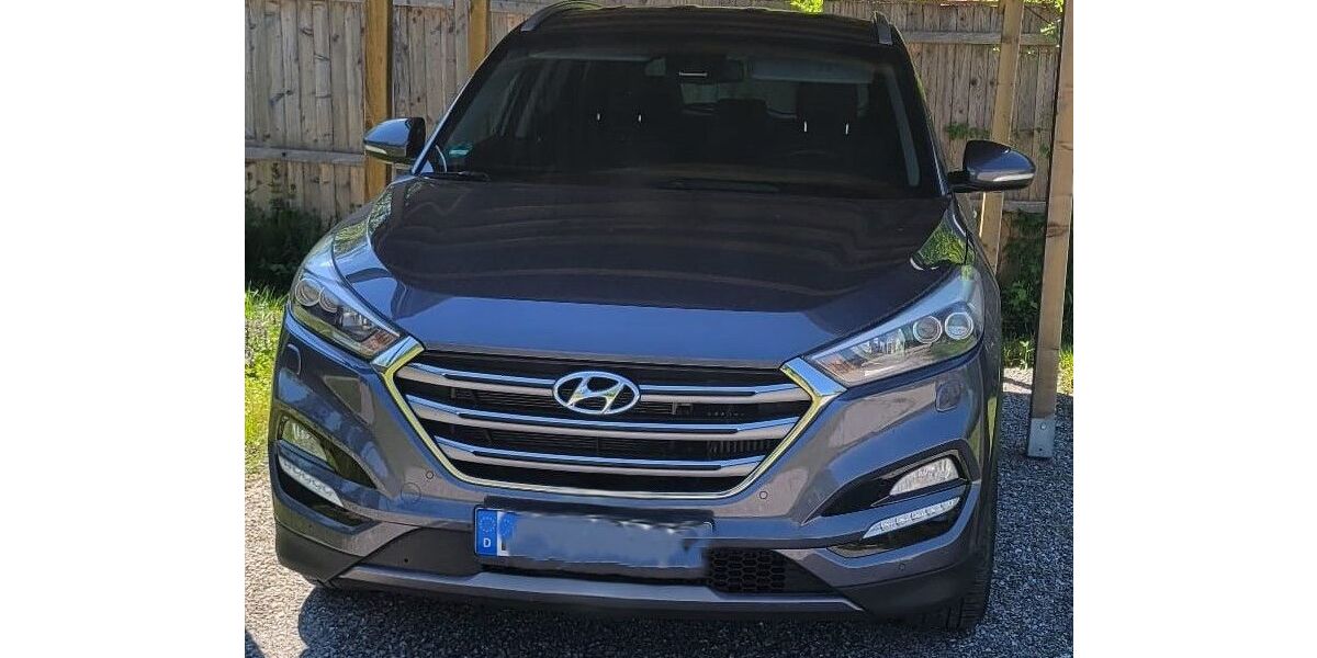 Hyundai TUCSON 104.600 km 18.999 &euro; München 81737