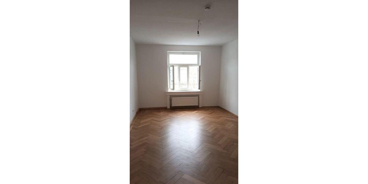 Etagenwohnung München Schwanthalerhöhe - 1 Zimmer, 100 m&sup2;, 750&euro; | Angebot:25959532