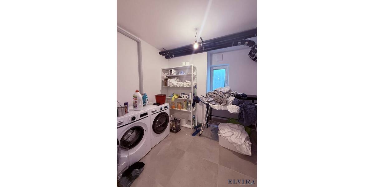 Doppelhaushälfte München Bogenhausen - 5 Zimmer, 144 m&sup2;, 3.970&euro; | Angebot:26230873