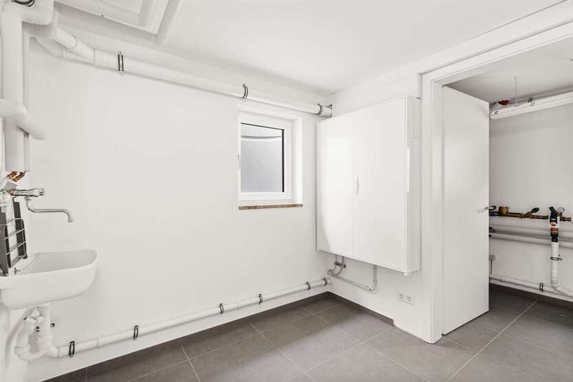 Energieeffizient & Neuwertig | Traumhaft ausgestattete DHH in Schwabhausen 5 zimmer