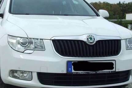 Skoda Superb 89.472 km 10.250 € München 80639