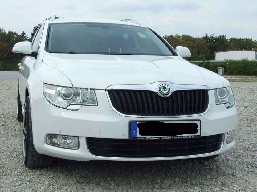 Skoda Superb 89.472 km 10.250 € München 80639