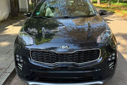 Kia Sportage 93.000 km 16.750 &euro; München 81247