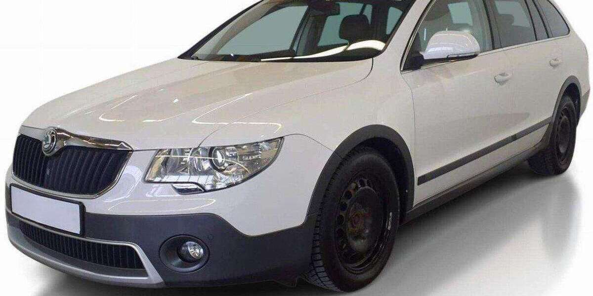 Skoda Superb 216.800 km 7.900 &euro; Baldham 85598