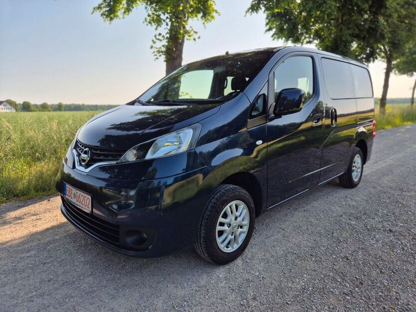 NV200