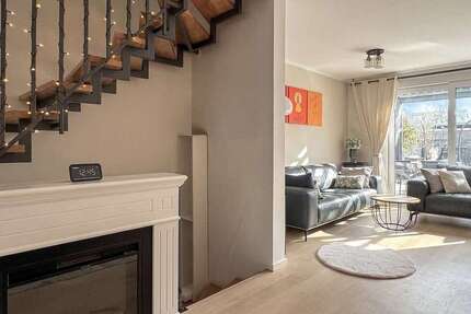 Haus Karlsfeld - 5.5 Zimmer, 140 m&sup2;, 3.300&euro; | Angebot:26019045