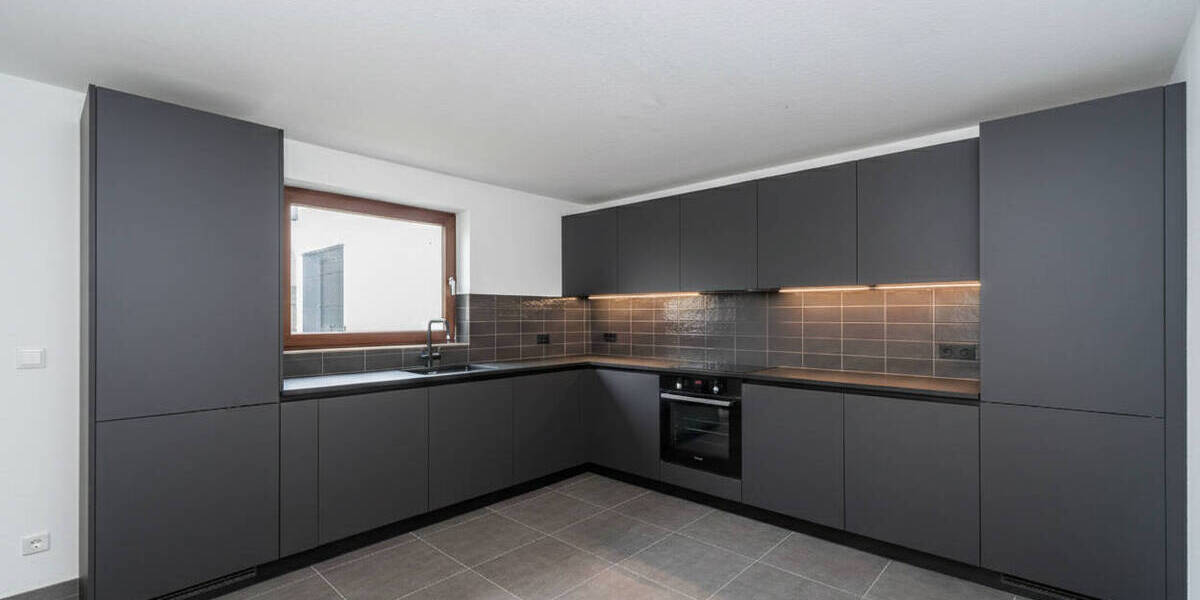 Mehrfamilienhaus, Wohnhaus München Bogenhausen - 7 Zimmer, 165 m&sup2;, 990.000&euro; | Angebot:26796207