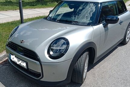 Mini Cooper C 3.000 km 24.000 &euro; Haar 85540