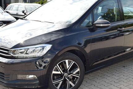 VW Touran 75.000 km 22.000 &euro; Poing 85586