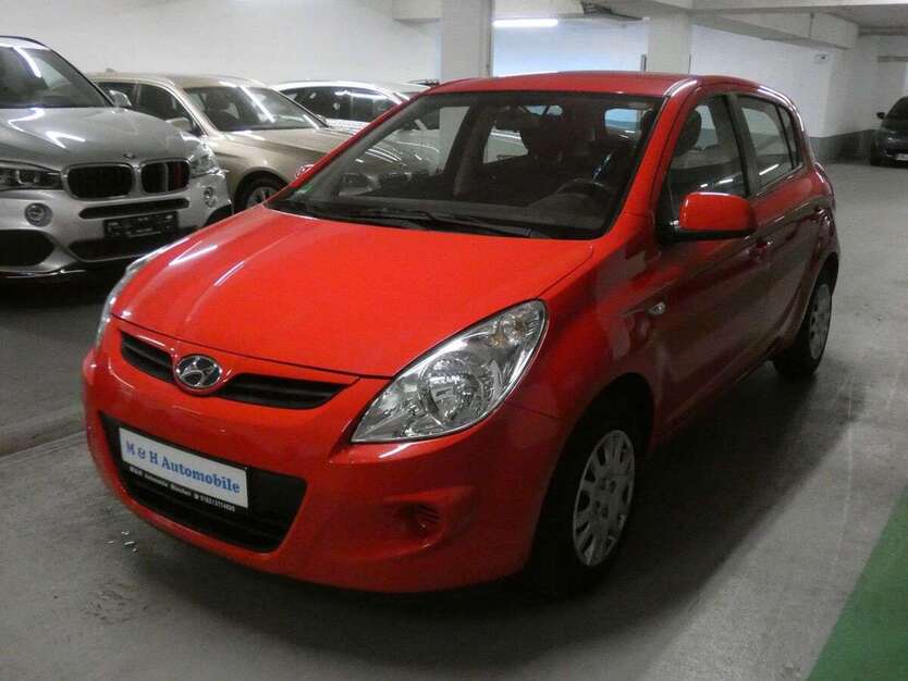 Hyundai i20 112.536 km 3.550 € München 81825