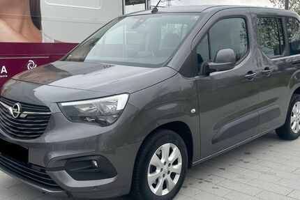Opel Combo Life 110.000 km 8.900 &euro; Aying 85653