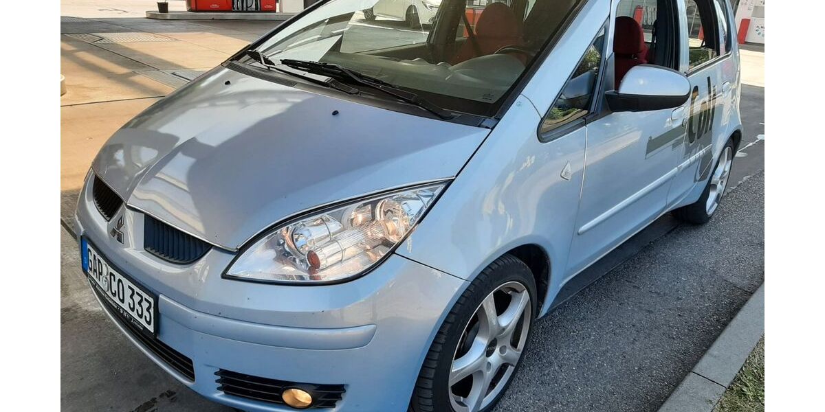 Mitsubishi Colt 137.137 km 2.222 &euro; münchen 80807