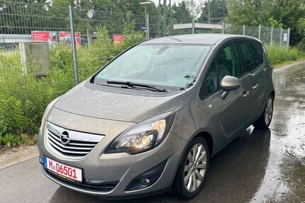 Opel Meriva 90.830 km 4.999 &euro; München 81929