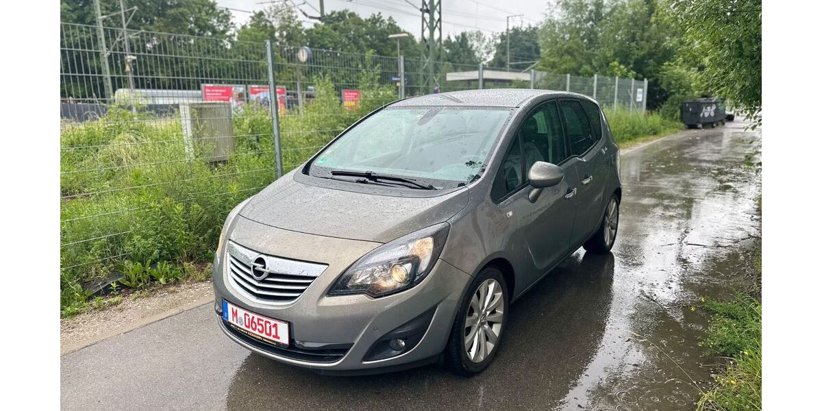 Opel Meriva 90.830 km 4.999 &euro; München 81929
