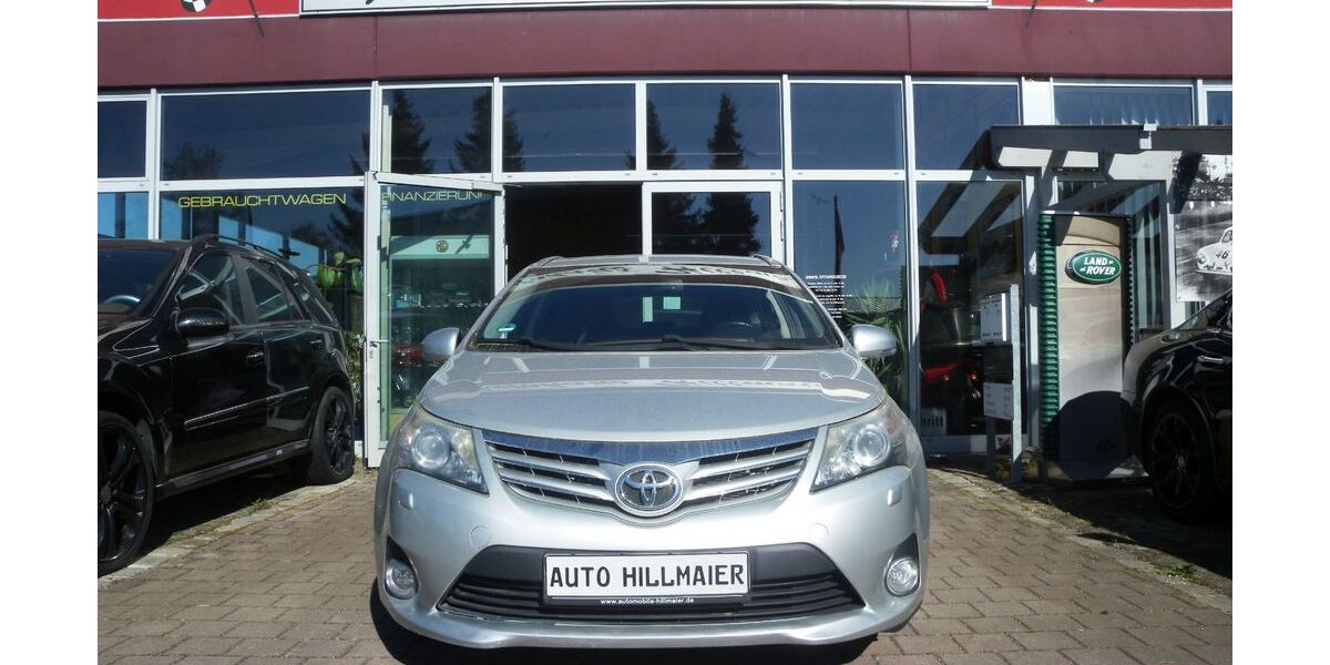 Toyota Avensis 133.700 km 9.999 &euro; Fürstenfeldbruck 82256