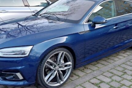 Audi A5 210.000 km 14.500 &euro; Puchheim-Bahnhof 82178