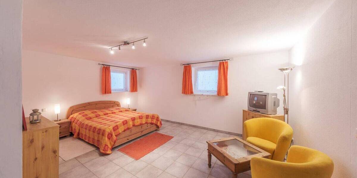 Doppelhaushälfte München Aubing-Lochhausen-Langwied - 5 Zimmer, 211 m&sup2;, 2.950&euro; | Angebot:26833662