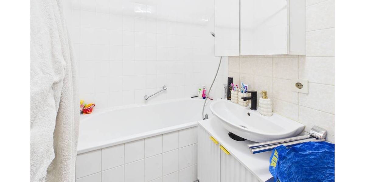 Etagenwohnung München Hadern - 2 Zimmer, 72 m&sup2;, 1.150&euro; | Angebot:26617623