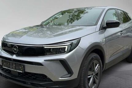 Opel Grandland (X) 56.300 km 20.990 &euro; München 81249