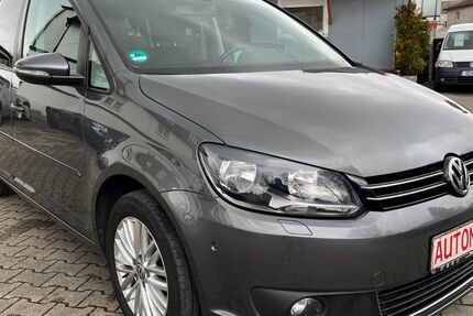 VW Touran 164.000 km 9.990 &euro; München 81825