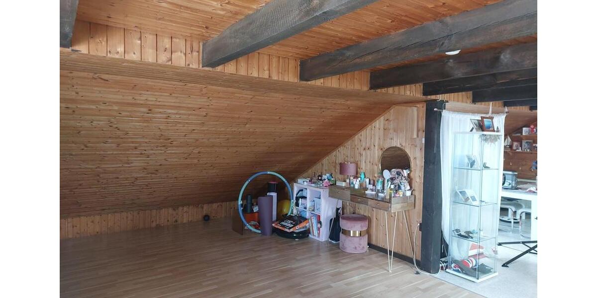 Dachgeschoßwohnung Hebertshausen - 2 Zimmer, 75 m&sup2;, 950&euro; | Angebot:26664847