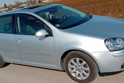 VW Golf 250.000 km 3.400 &euro; München 81825