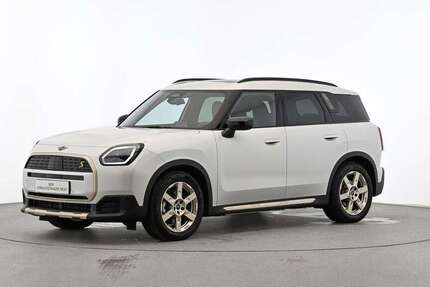 Mini Countryman SE All4 6.691 km 39.633 &euro; München 80788