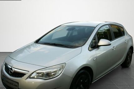 Opel Astra 138.000 km 3.950 &euro; München 80807