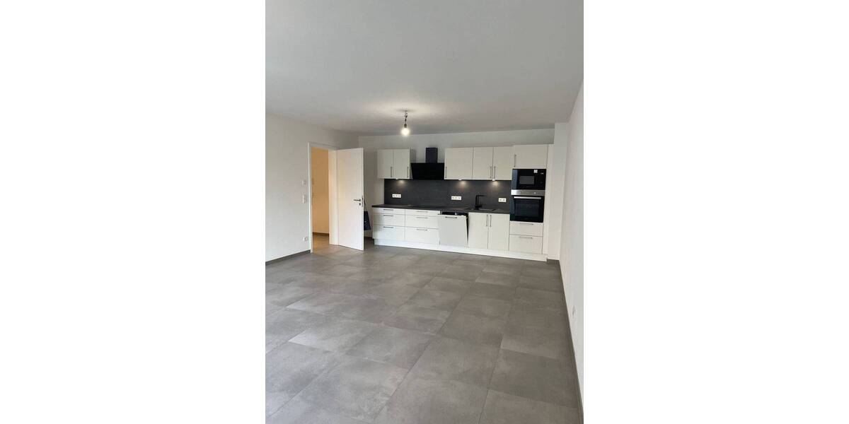 Etagenwohnung Dachau - 3 Zimmer, 94 m&sup2;, 2.125&euro; | Angebot:26488836