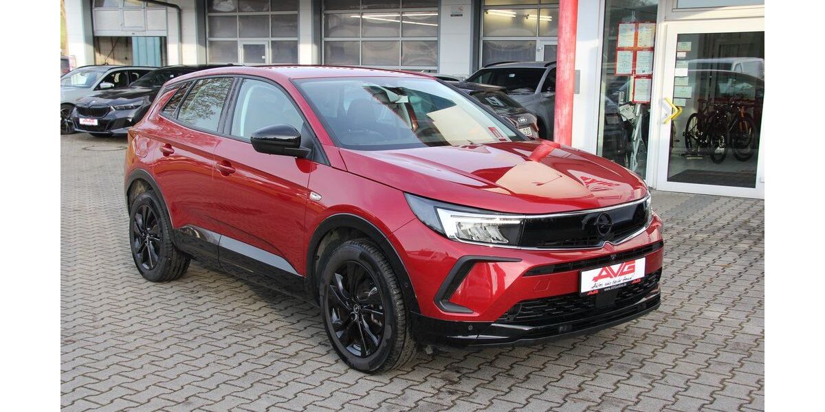 Opel Grandland (X) 11.180 km 22.750 &euro; Ebersberg 85560