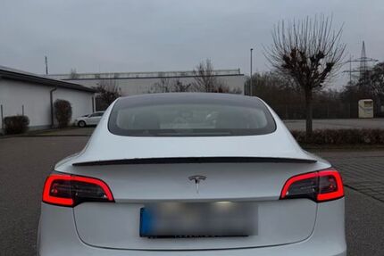 Tesla Model 3 125.000 km 19.500 &euro; München 81241